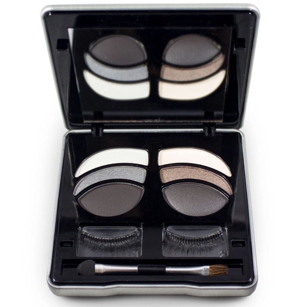 ME Lashing Out Eyeshadow Pallet - Girl’s Night Out